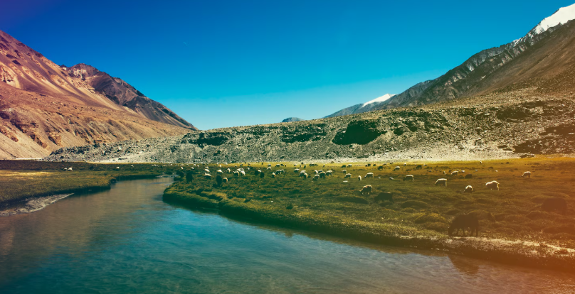 Aravalli Range Today: Challenges of Urbanization and Mining Threats